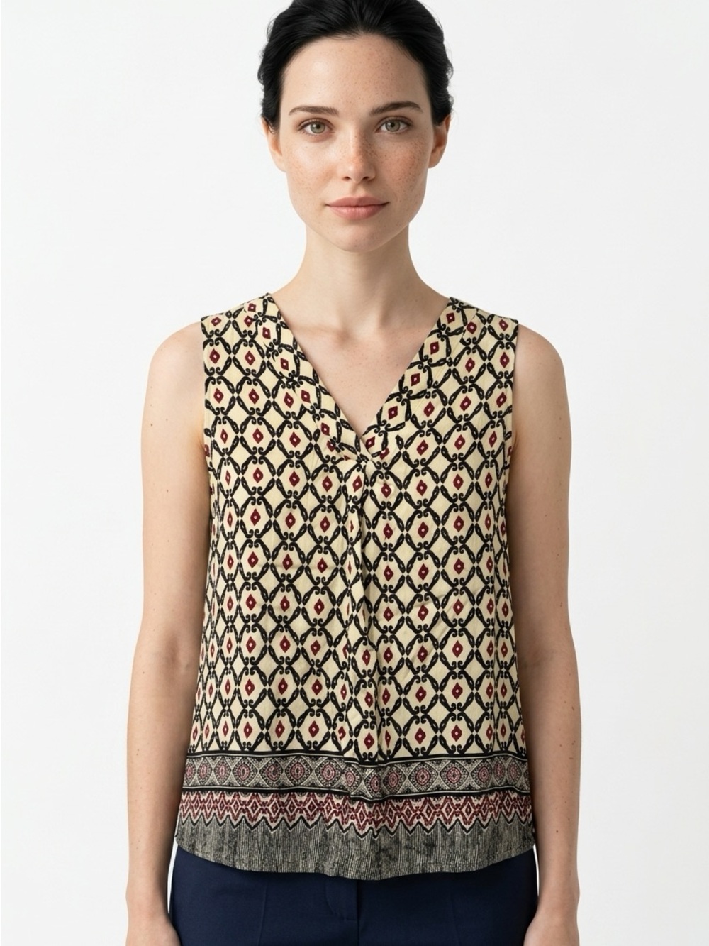 NWOT |•EN/KAY BY NAVLEEN•| Sleeveless V-Neck Boutique Top Size Small